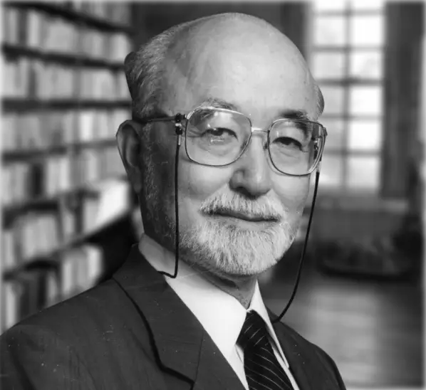 Noboru Iwamura